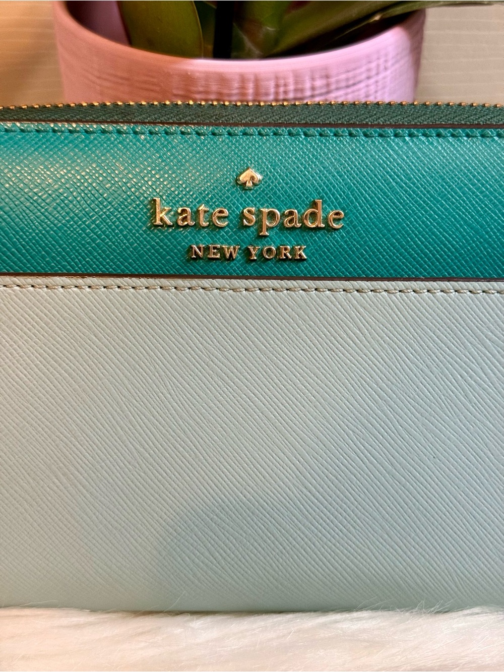 Kate Spade New York Two-Tone Teal and Light Blue Zip Wallet - Picture 2 of 13